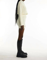 Oval Square - Dot Cropped Knitted Pullover Top