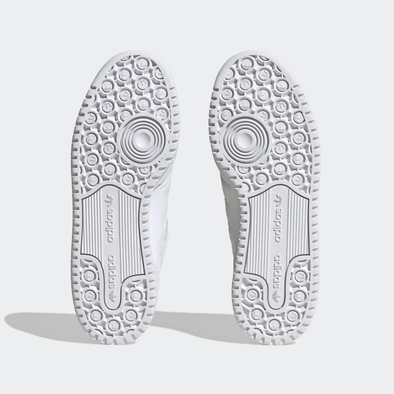 Adidas - Women's Forum Low Classic Sneaker