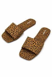Cape Robbin - Women's Queens Sandal Cheetah Print Square Toe Slides