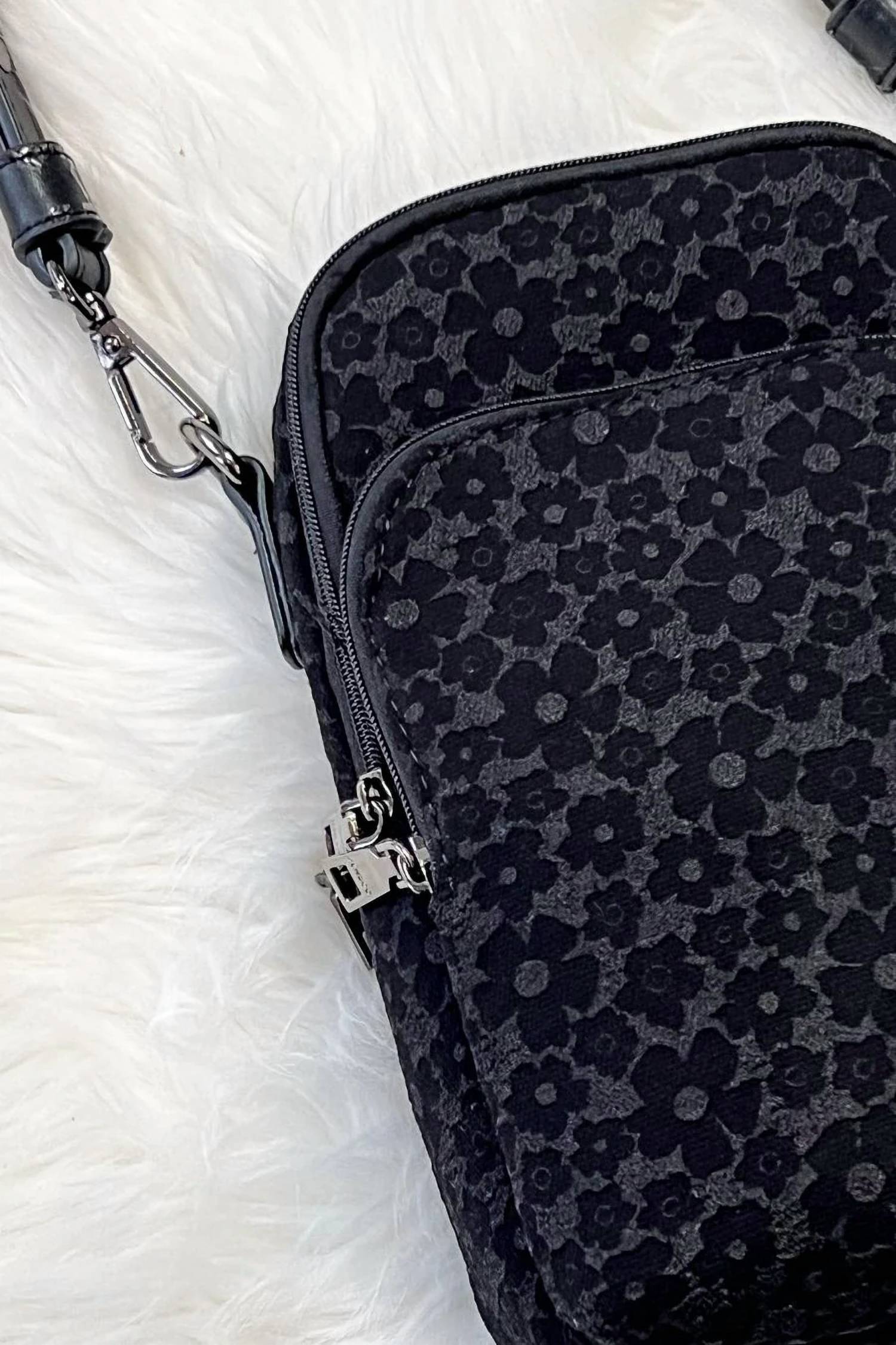 Jen & Co. - Parker Crossbody Bag
