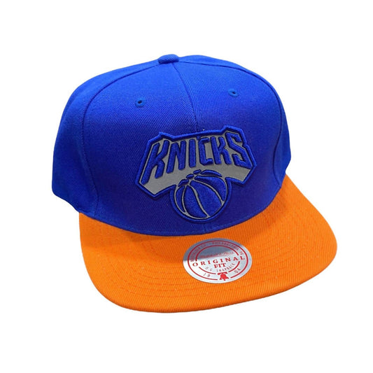 Mitchell & Ness - MEN'S NBA NEW YORK KNICKS TEAM REFLECTIVE SNAPBACK HAT