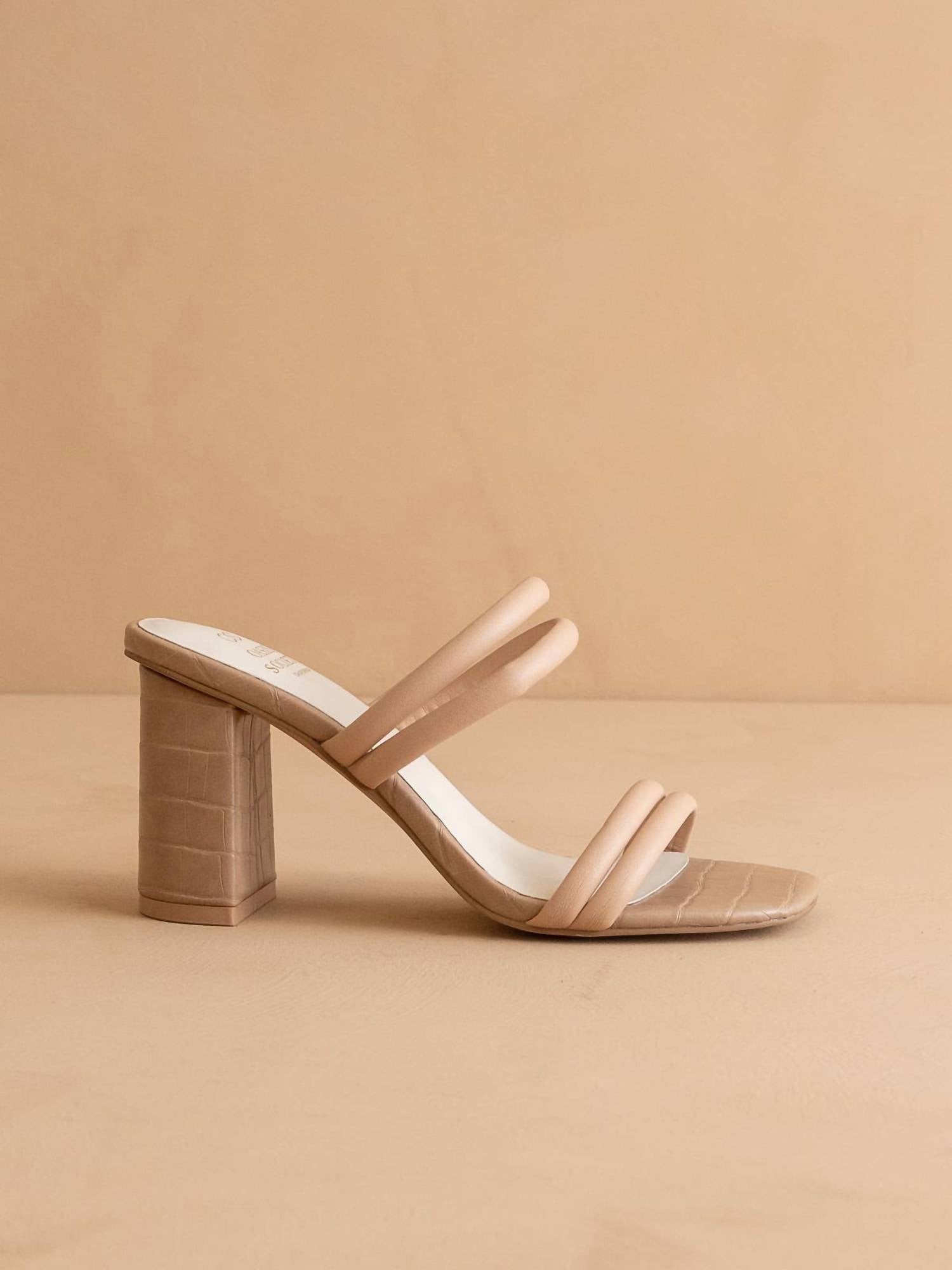 Oasis Society - Women's Angela Strappy Aligator Block Heel