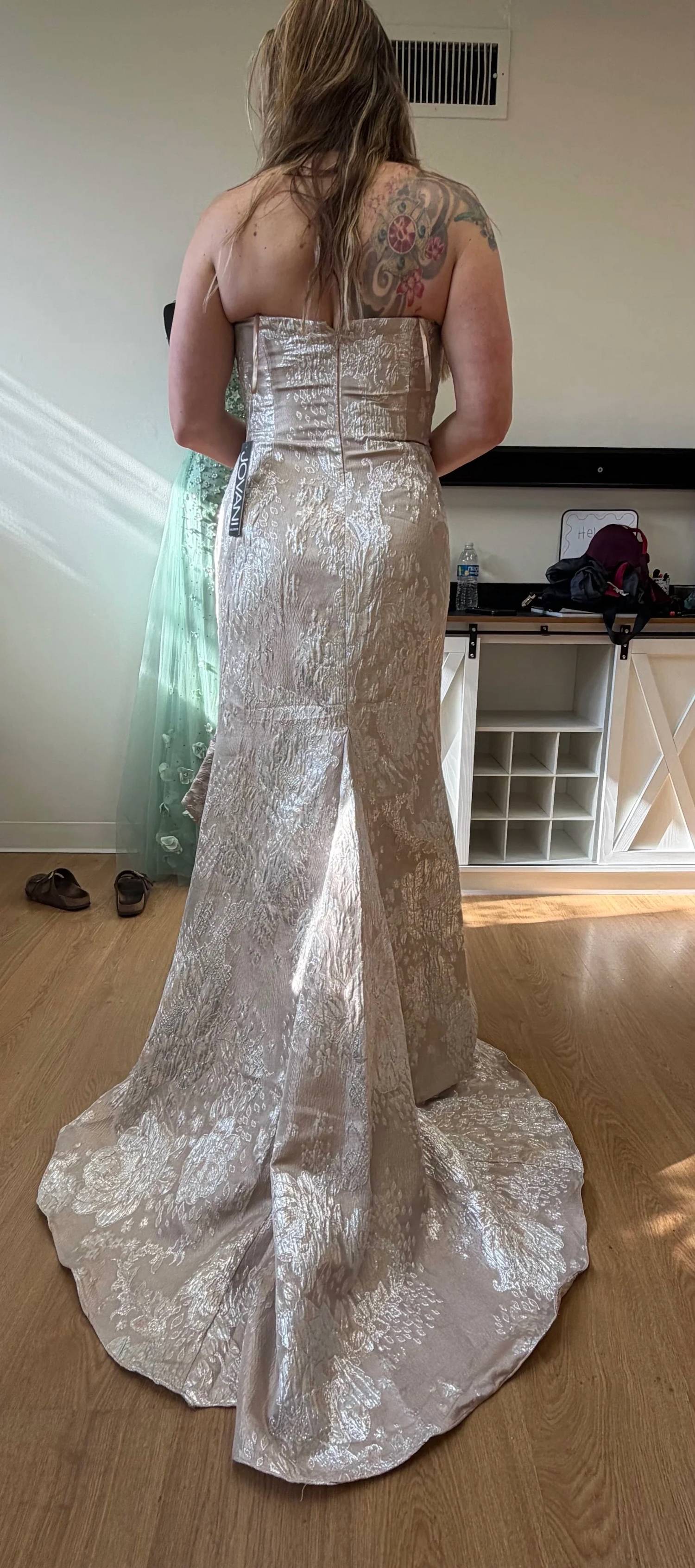 Jovani - Mermaid With Ruffled Accent Evening Gown