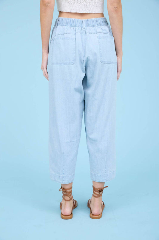 Blu Pepper - High Waist Pleated Denim Capri Pants