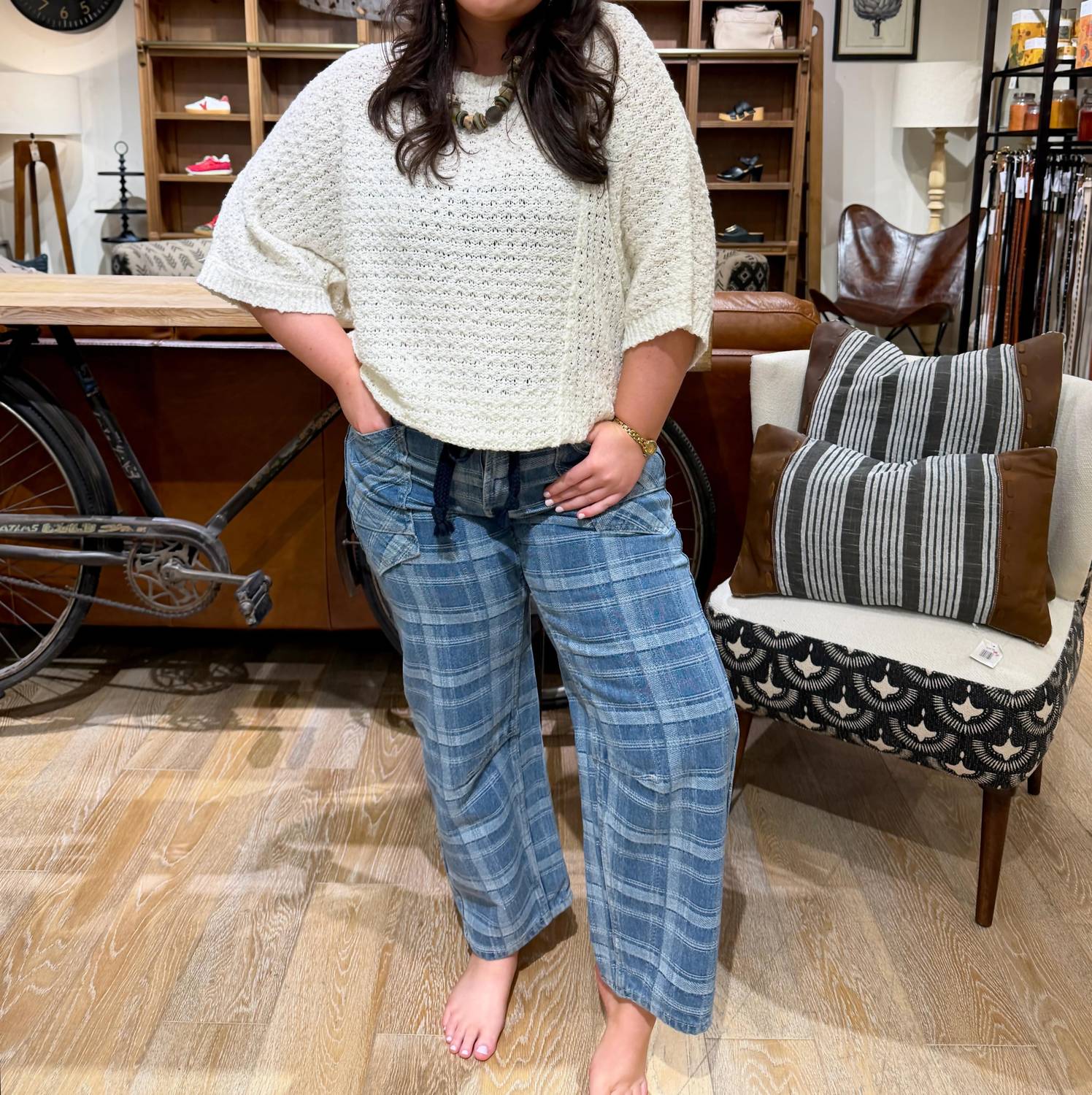 Aaron & Amber - Semi Barrel Jeans With Tie Belt - Plus