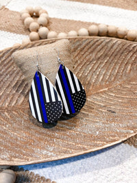 White Label - Women's Thin Line Teardrop Earrings