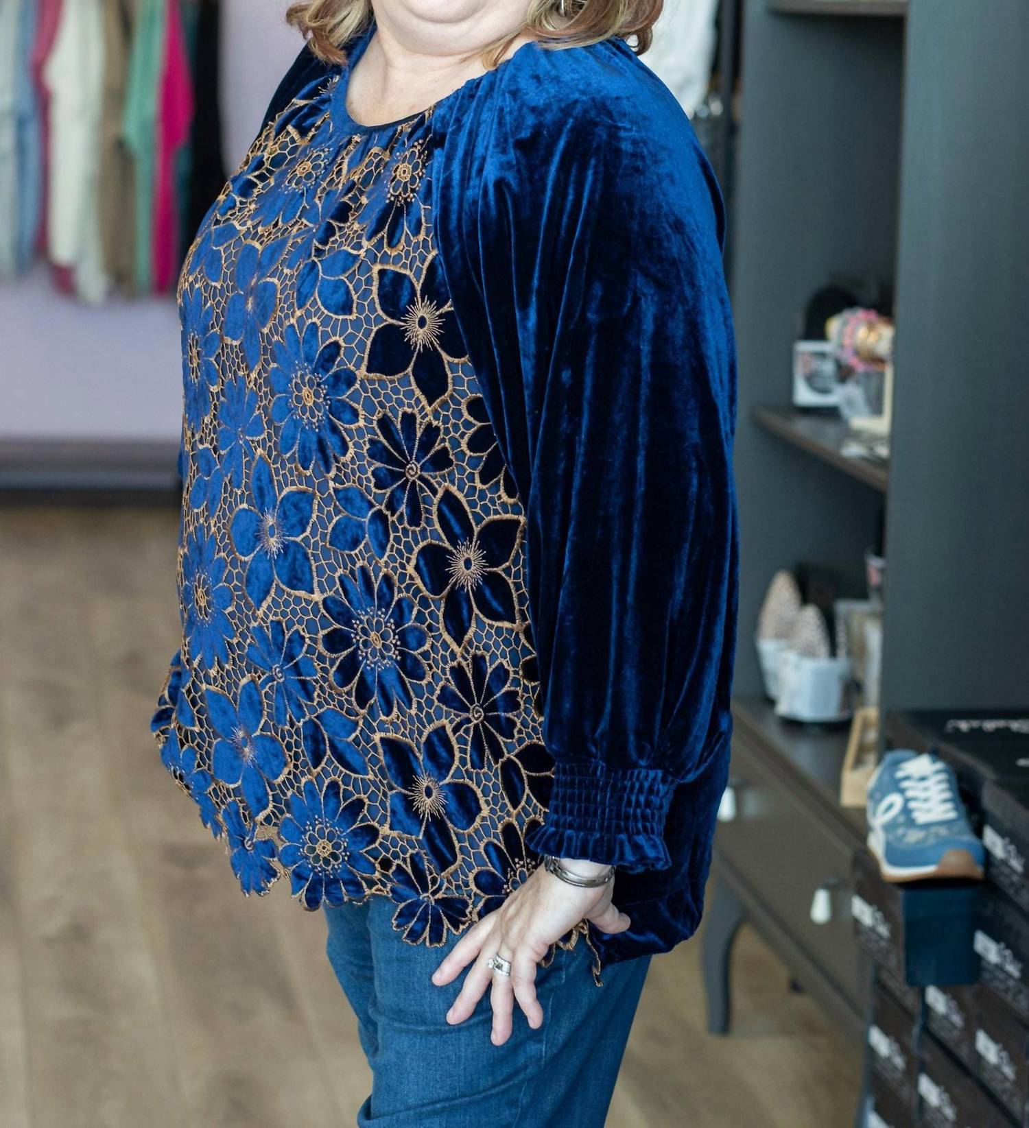 Umgee - Floral Lace Velvet Top - Plus