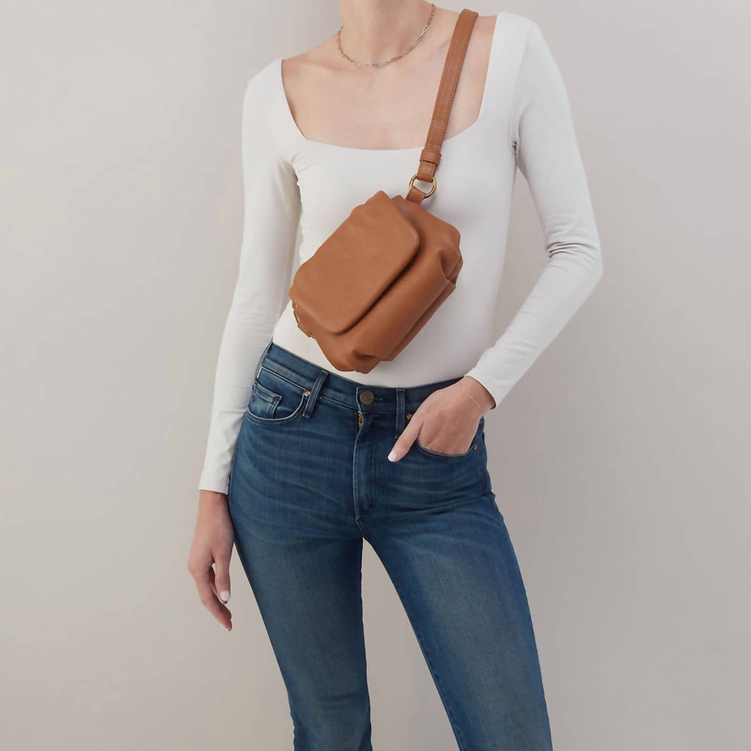 Hobo - Harley Crossbody Sling