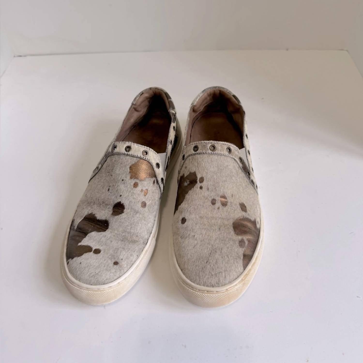 CHOCOLAT BLU Women's Noella Slip-on Sneaker in gold calf hair - women's sneaker - detail view