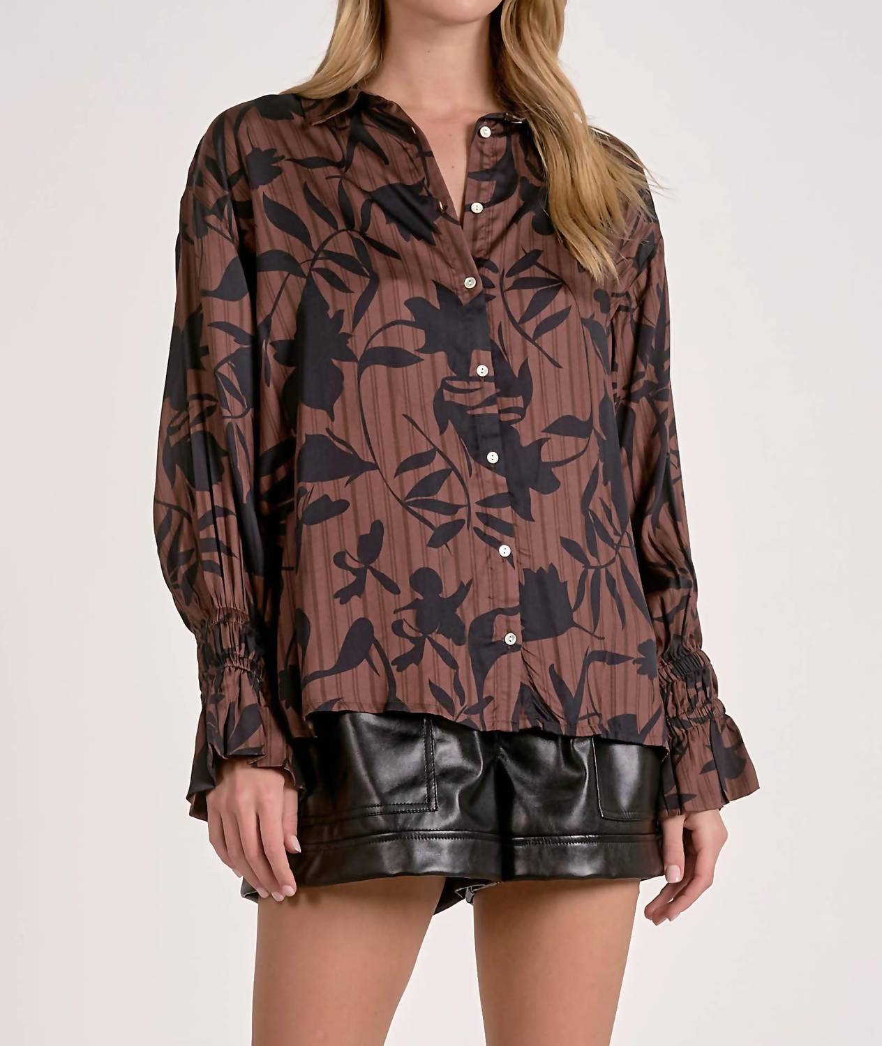 Elan - Flair Sleeve Button Down Top
