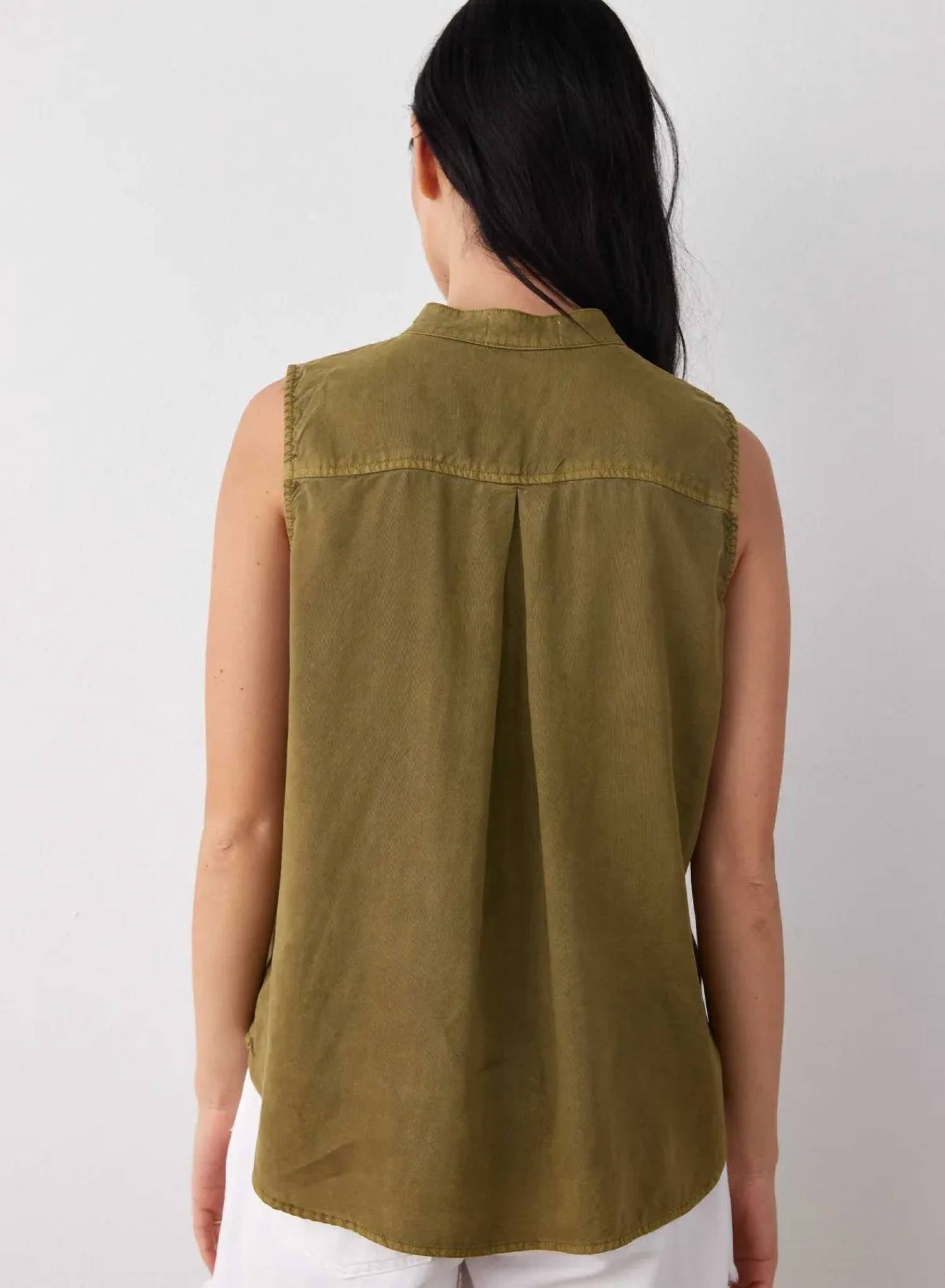 Bella Dahl - Sleeveless Two Pocket Button Down Top