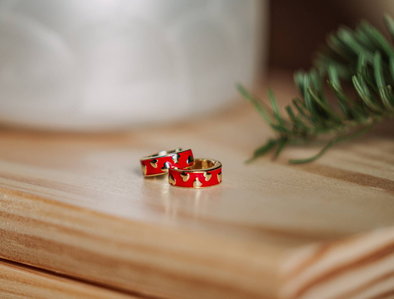 Starlette - Women's Sweetheart Hoop Earrings