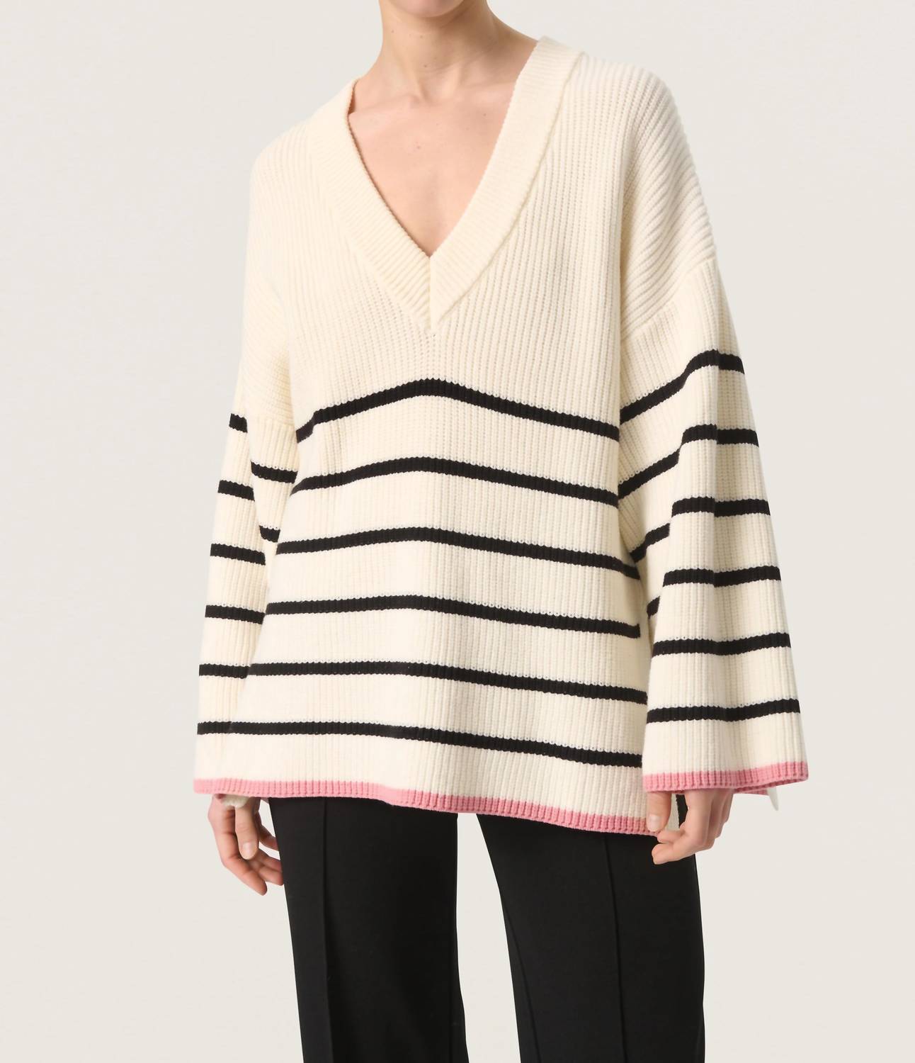 Soaked In Luxury - Musling V-neck Loose Fit Pullover Sweater