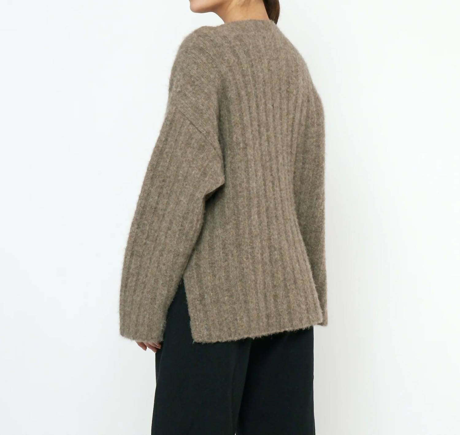 7115 By Szeki - Chunky Mockneck Sweater