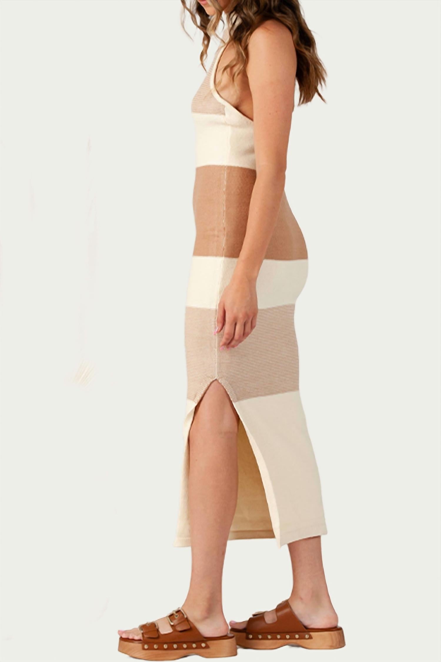BRIZO KNITTED HALTERNECK MIDI DRESS