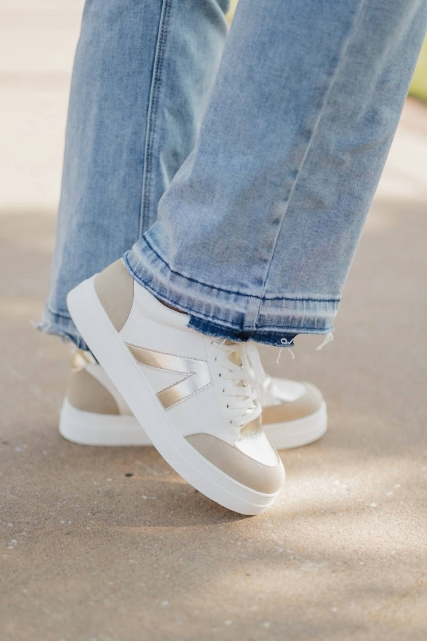 Mia Shoes - Women's Astra Sneakers