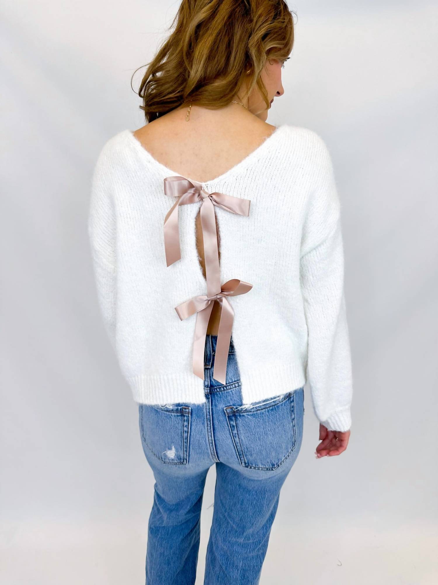 Ee:Some - Valerie Bow Sweater
