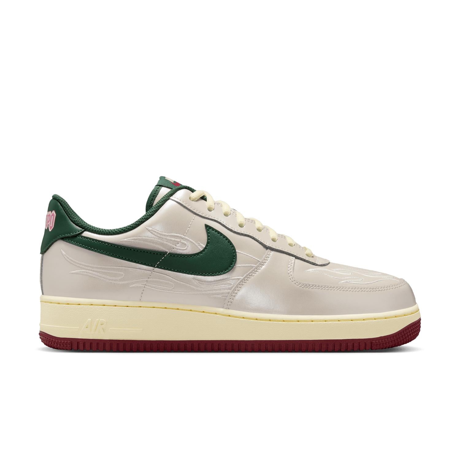 Nike - Men's Air Force 1 '07 Lv8 Mexico Shoes