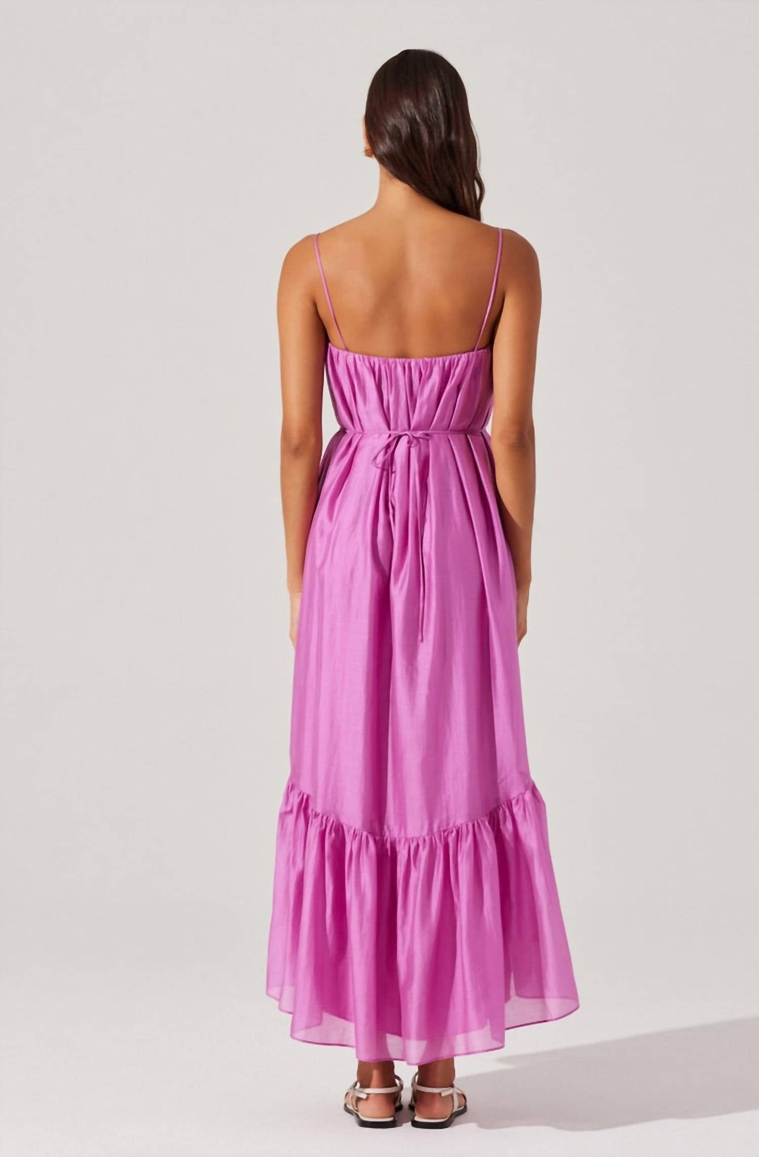 Astr - Elisha Midi Dress
