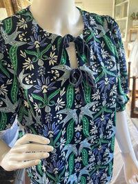 Mary Square - Women's Ren Top