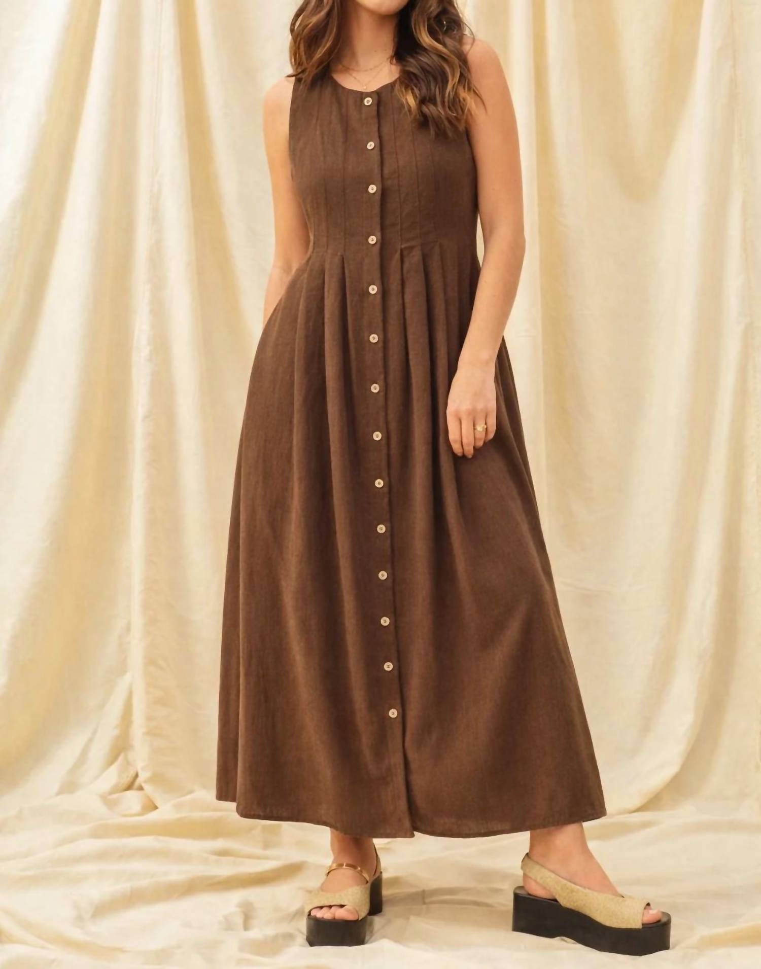 Miou Muse - Hazel Linen Maxi Dress