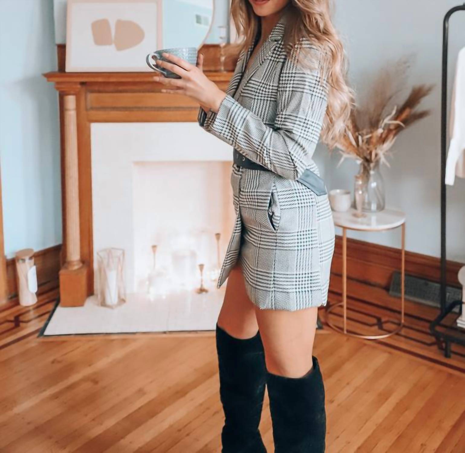 Olivaceous - Madeline Houndstooth Long Sleeve Belted Blazer Dress