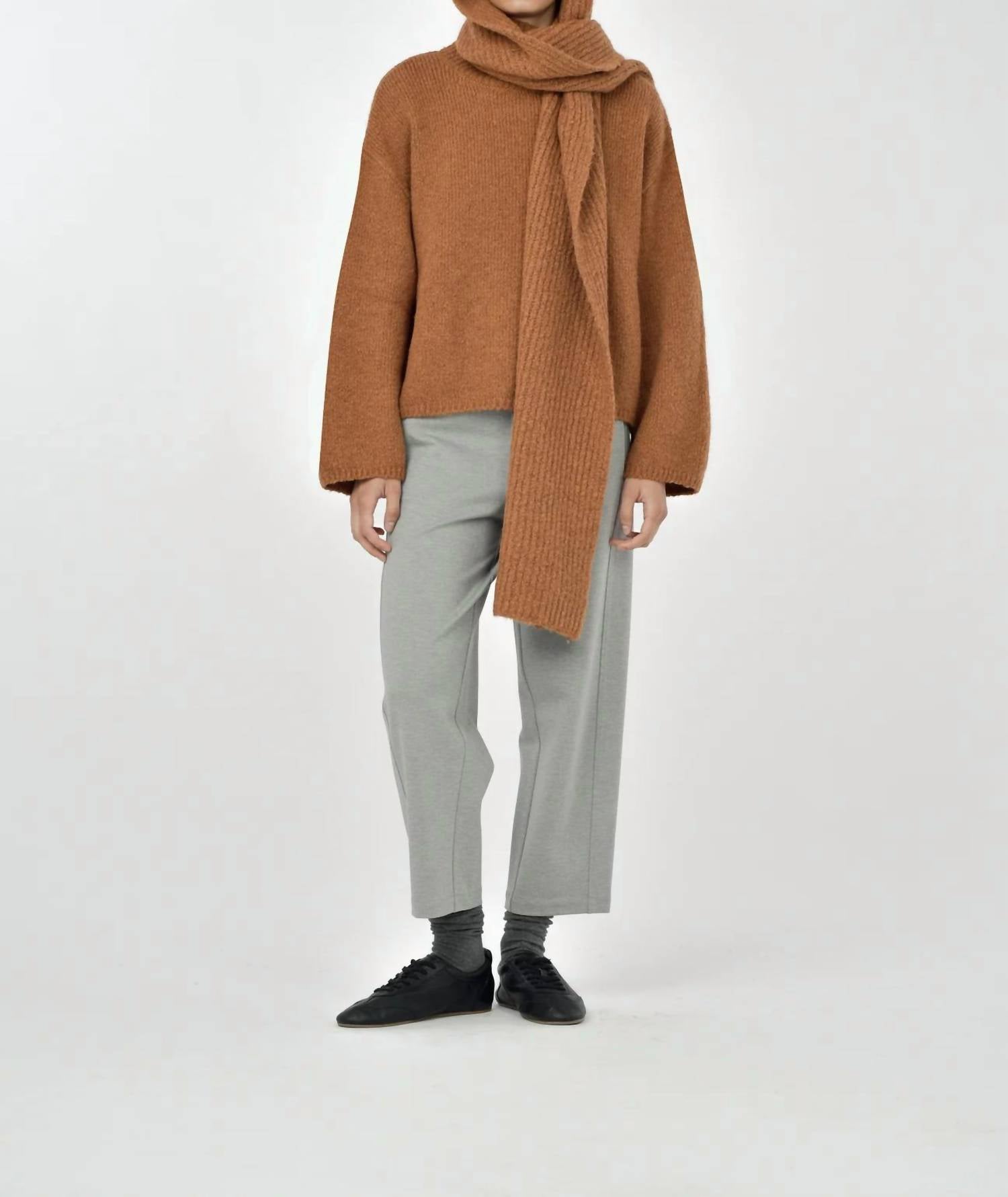 Paper Label - Juri Hood Scarf