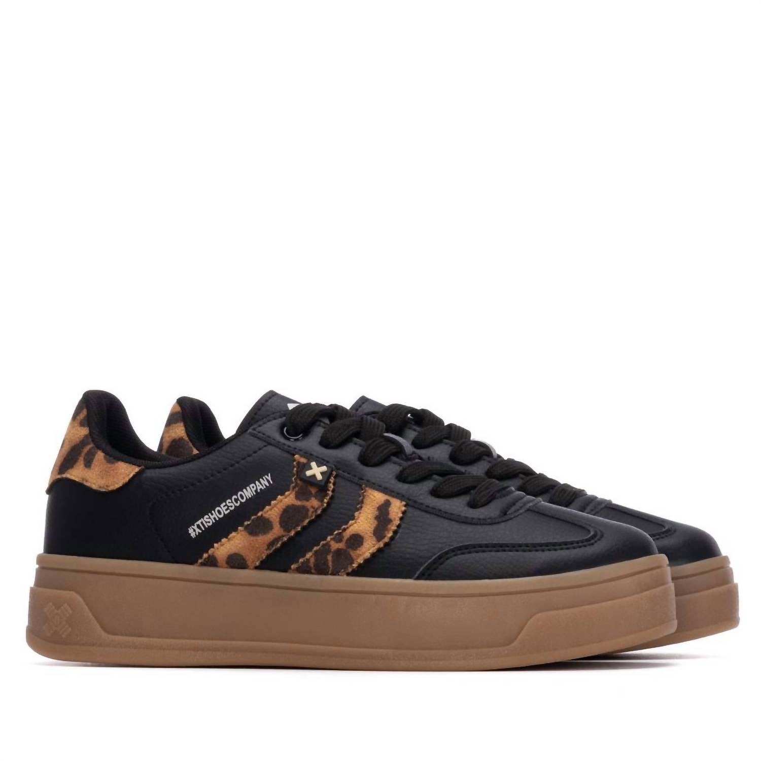Xti - Women's 144585 Round Toe Sneakers
