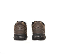 New Balance Unisex 1906r Sneakers in brown - sneaker - alternate view