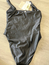 Aqua - Lisa Says Gah Printed One Piece Swimsuit