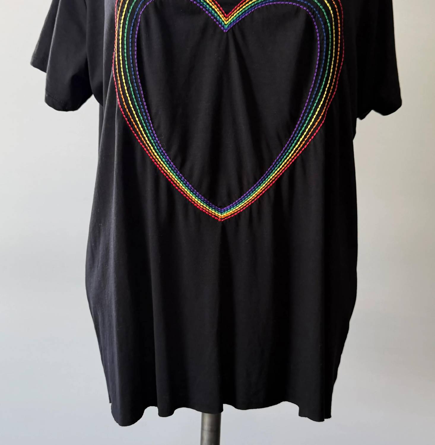Lauren Moshi - Women's Elara Rainbow Heart Short Sleeve Top