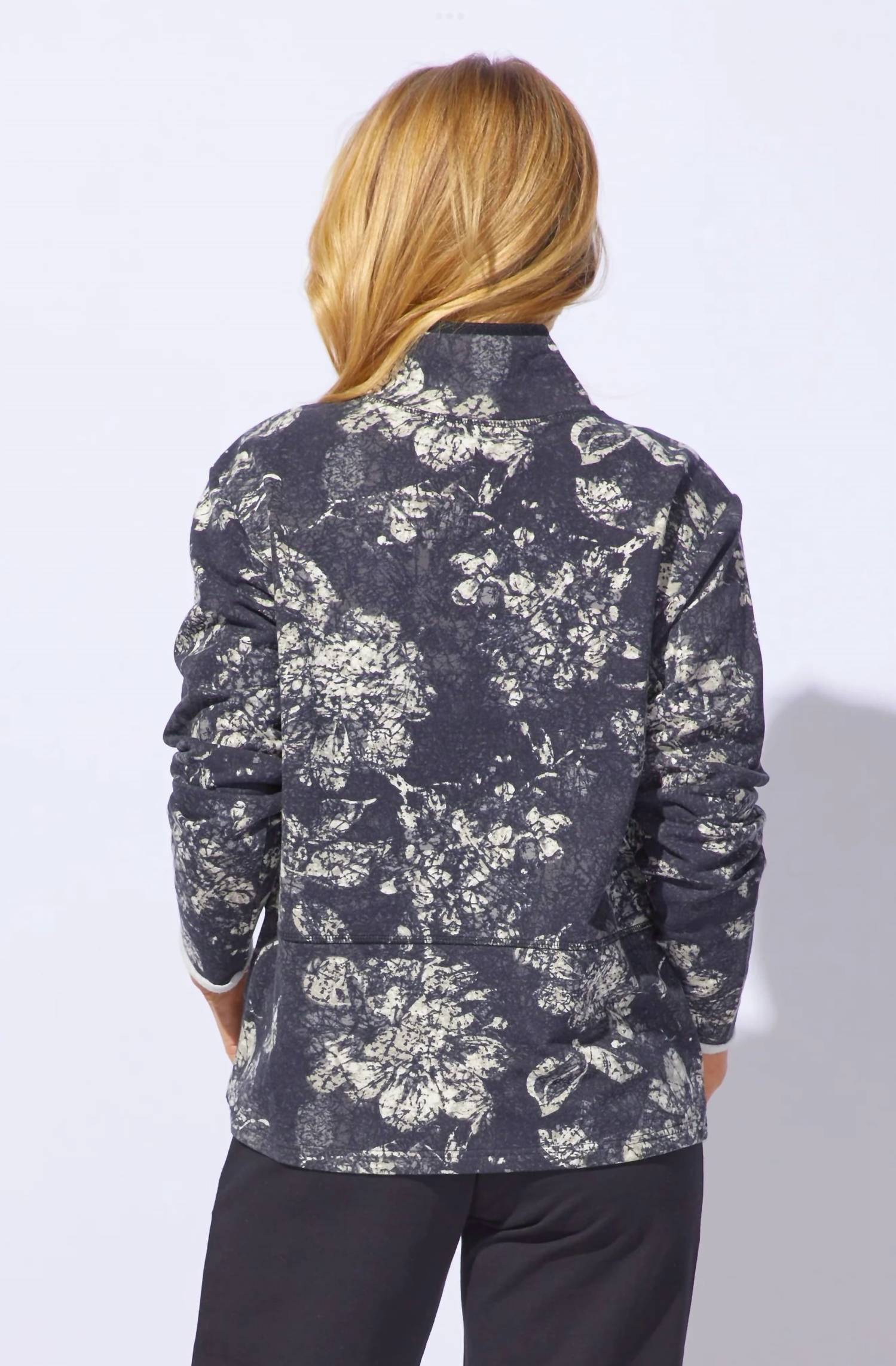Escape By Habitat - Floral Fleece Quarter Zip Top