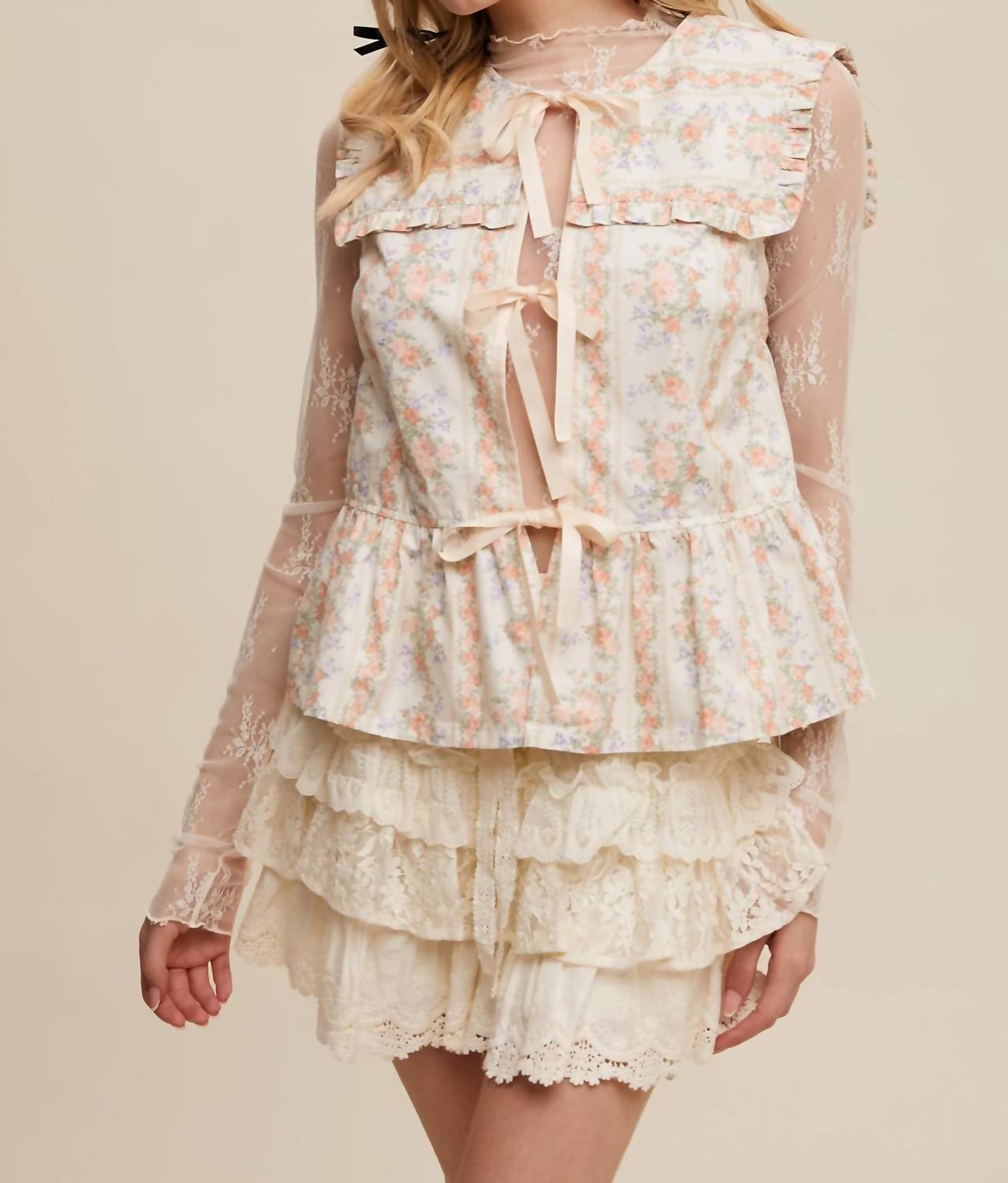 Listicle - Women's Floral Print Tie Front Peplum Top