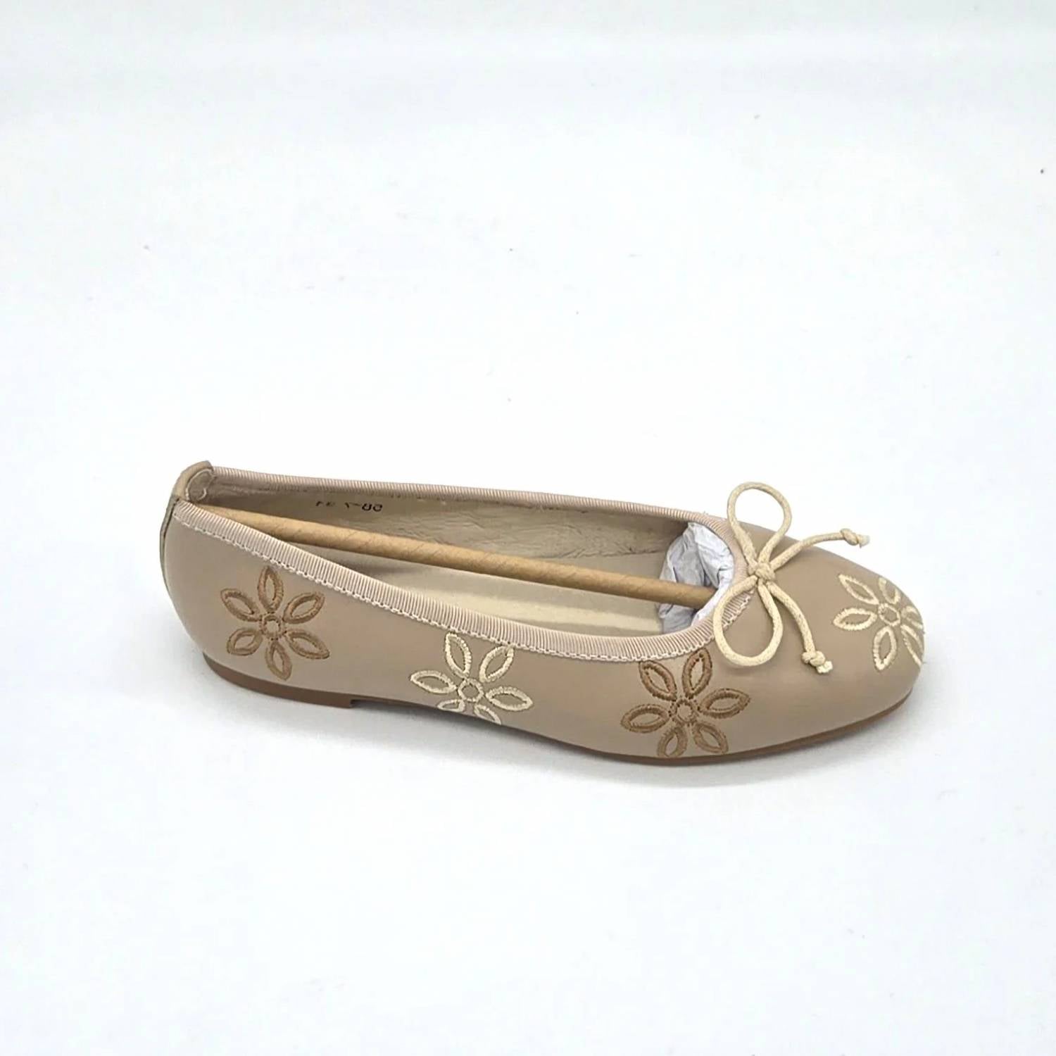Boutaccelli - Girl's Netiv Embroidery Flowers Slip On