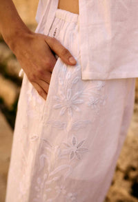 Ciao Lucia - Ermmano Embroidered Flower Pants