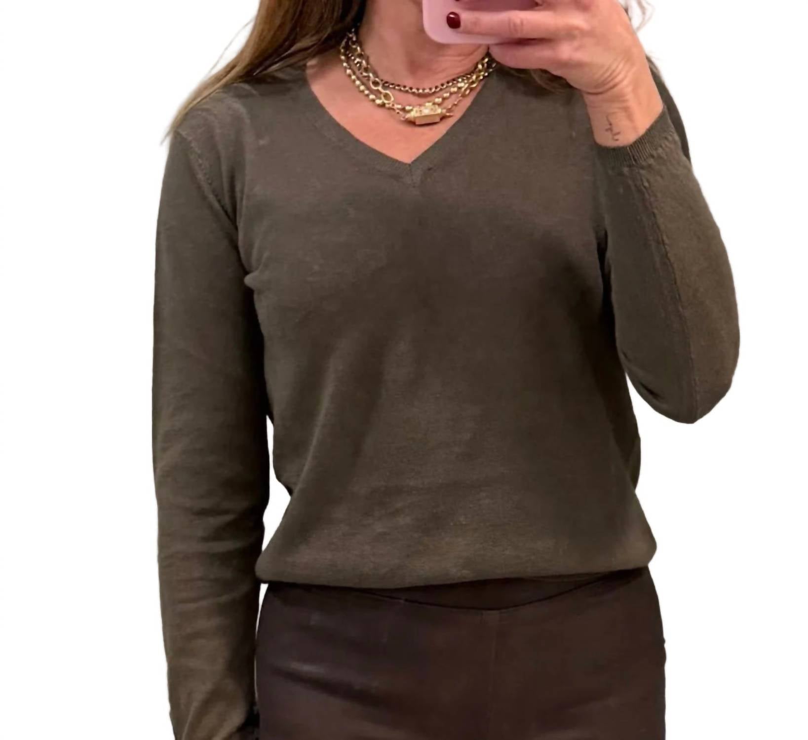 Colorush - Wild Horizon V Neck Sweater