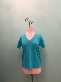 Mododoc - Women's Short Sleeve V-neck Boxy Tee