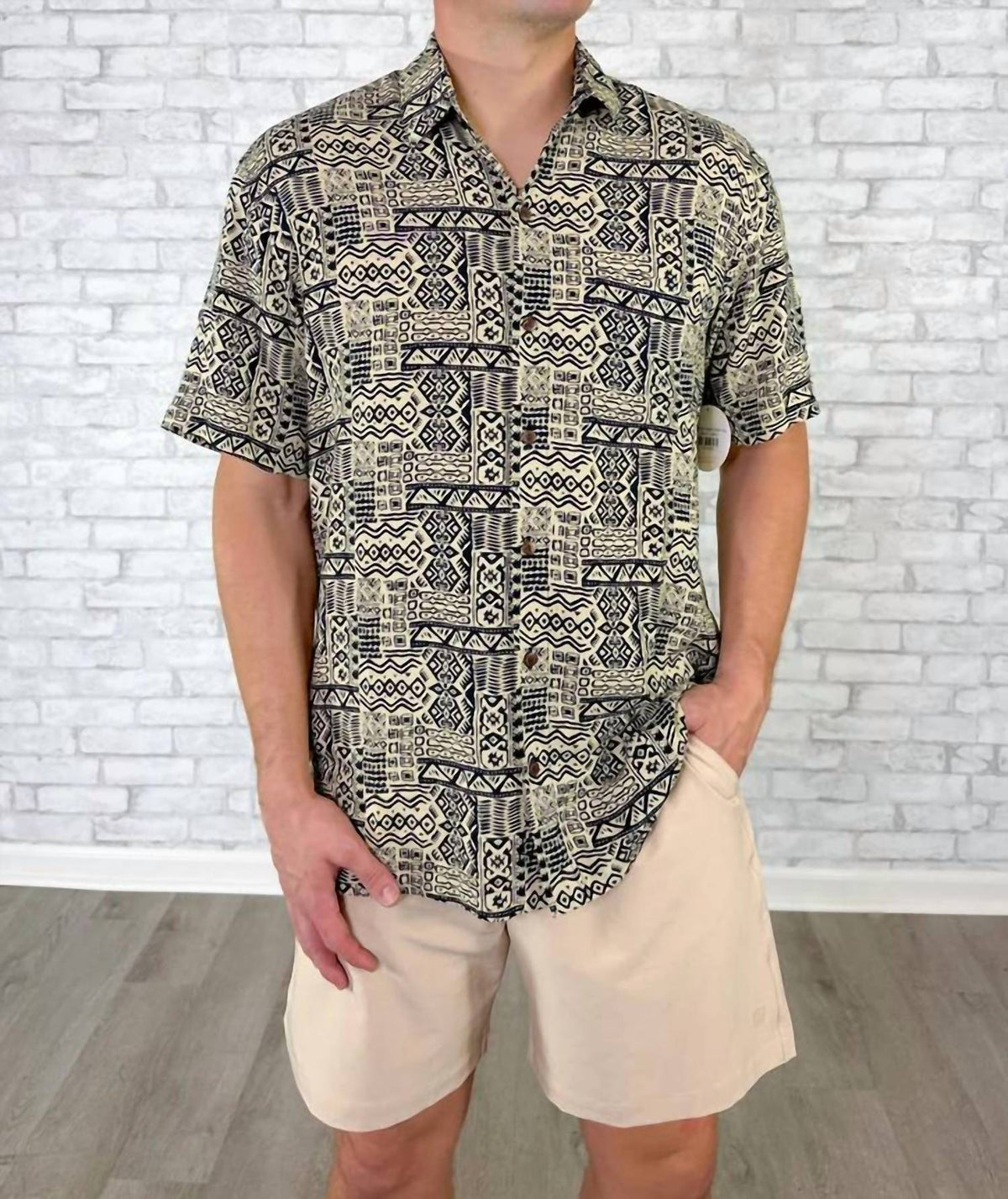 Kenny Flowers - Women's Night Out Button Down Top
