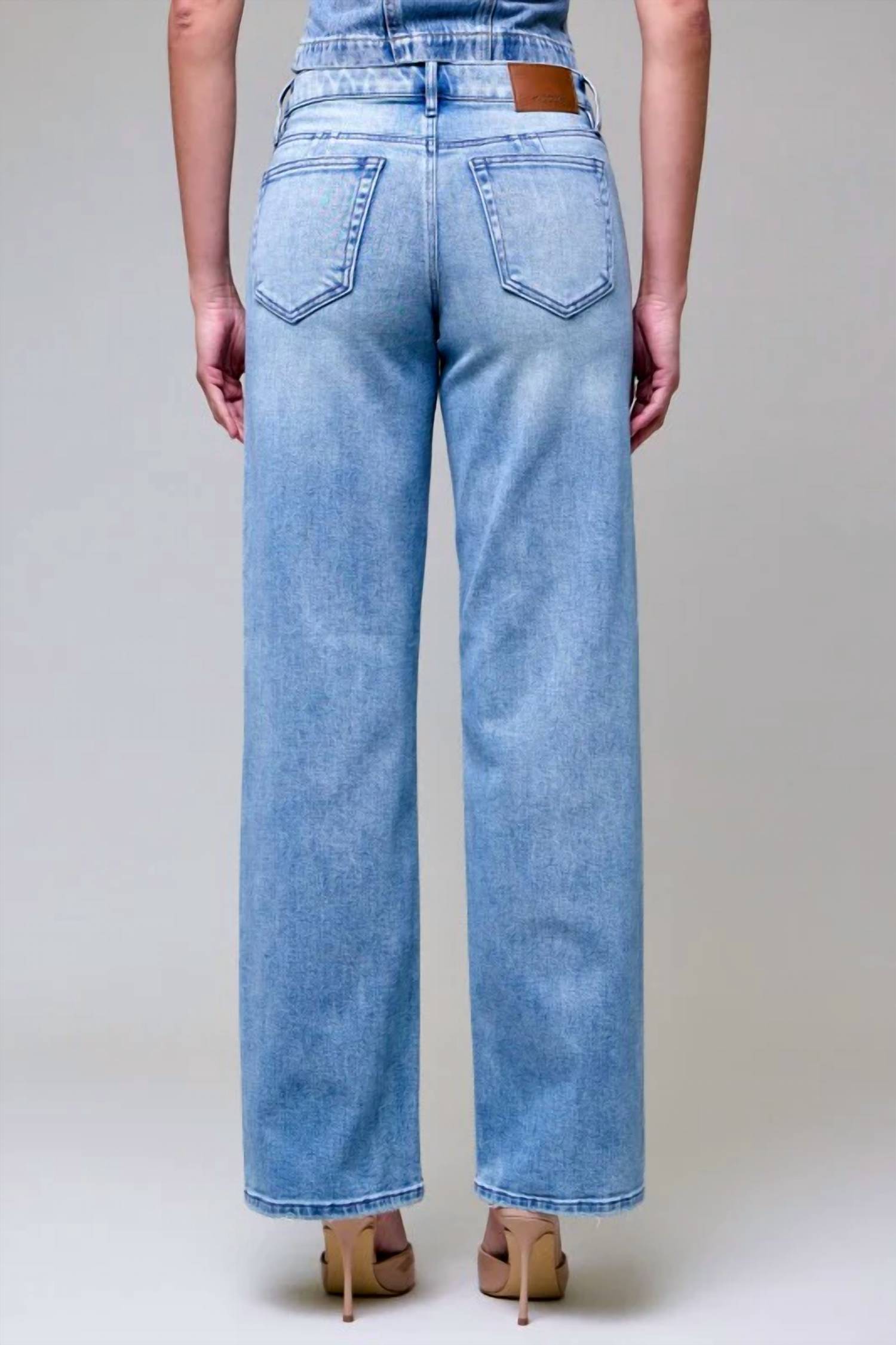 Hidden - Logan Mid Rise Relaxed Jeans