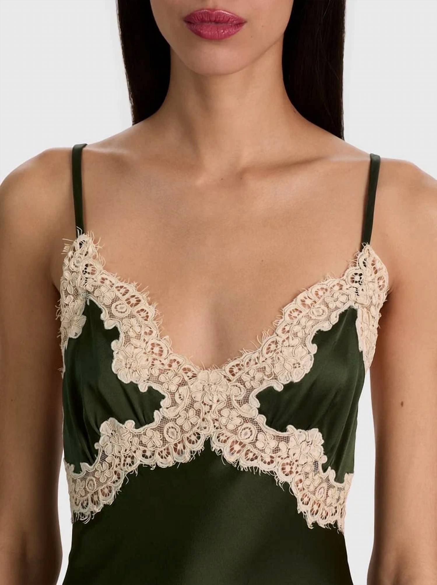 Alice + Olivia - Julietta Lace Slip Dress
