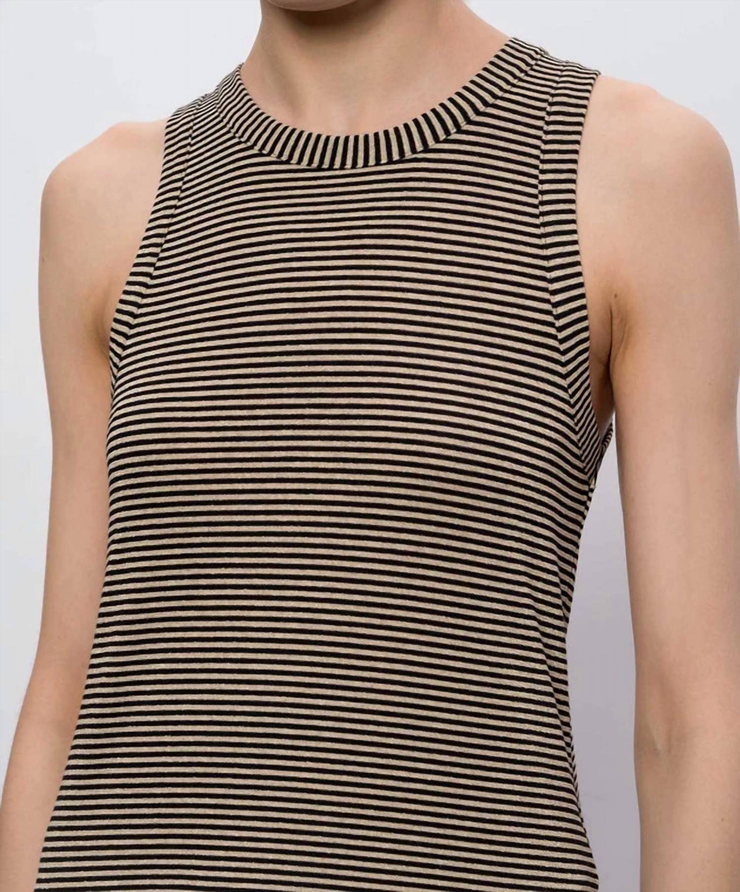 Momoni - Genipa T-shirt