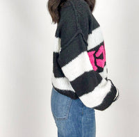Astrid - Peace V-neck Sweater
