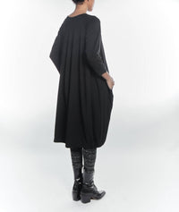Matthildur - Bubble V-neck Midi Dress