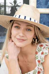 Sunshine Tienda - Women's Metallic Bead Hoops Earrings