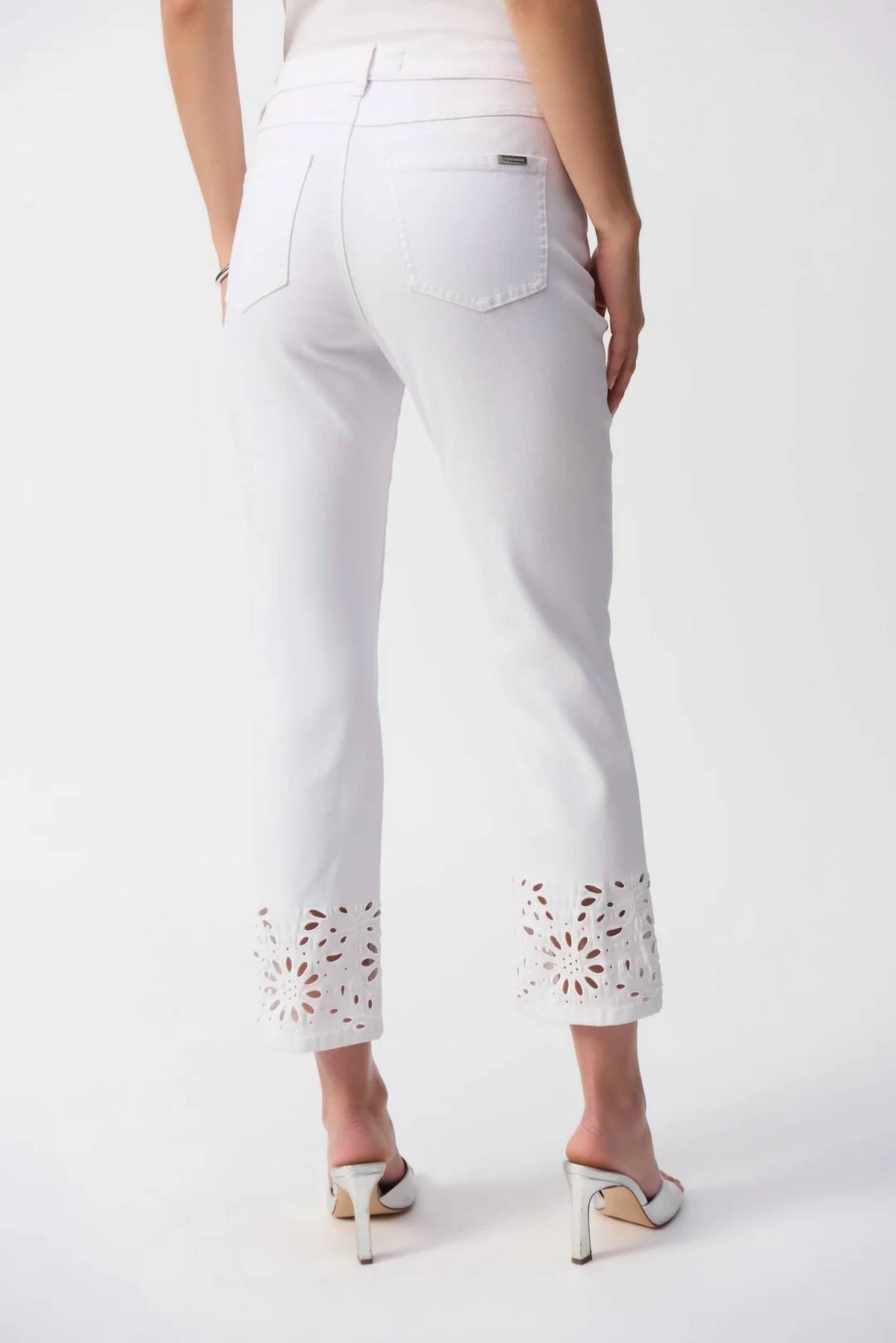 Joseph Ribkoff - Straight Fit Cropped Jeans
