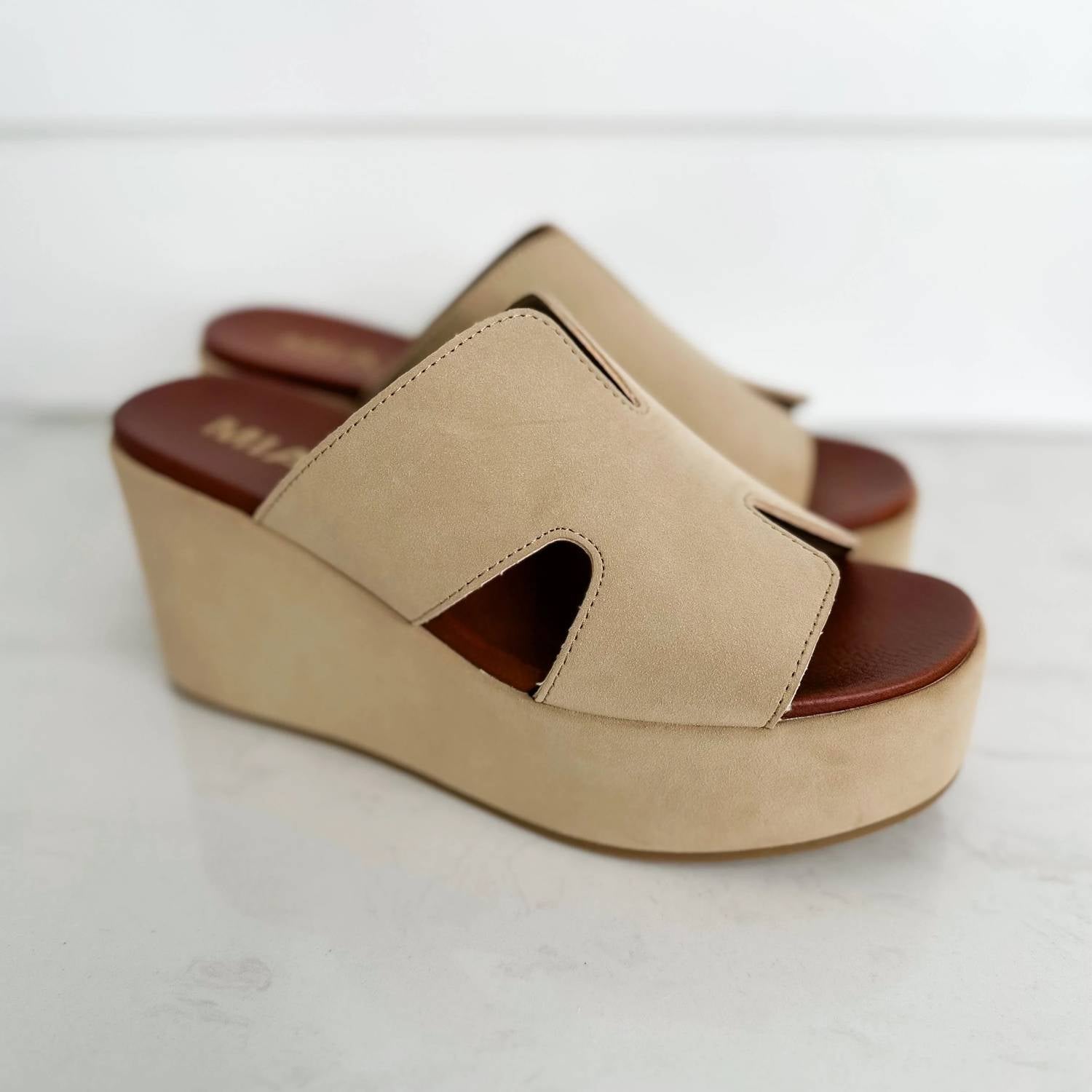 Mia Shoes - Women's Reta Suede Platform Wedges