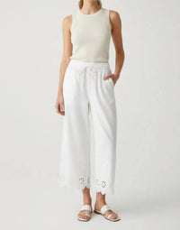 Hem & Thread - Vira Embroidery Cut Out Capri Pants
