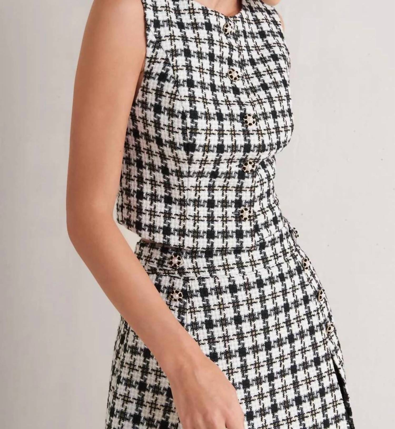 Flying Tomato - Valerie Pearl Button Front Tweed Cropped Vest
