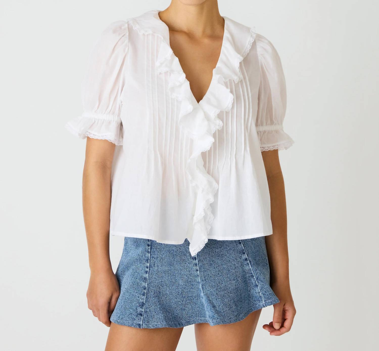 Steve Madden - Lyric Top