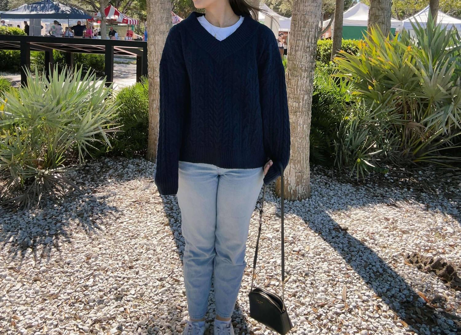 Buttermelon - V-neck Oversized Sweater